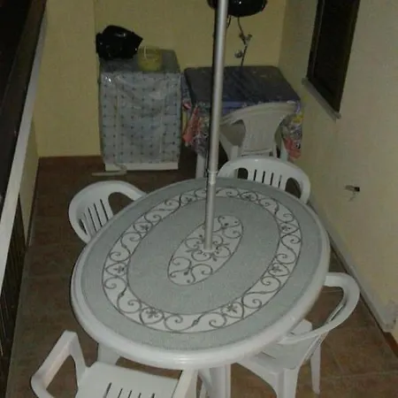 Platone Apartment *